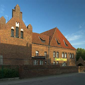 Budynek Zespołu Szkół Zawodowych w Ornecie